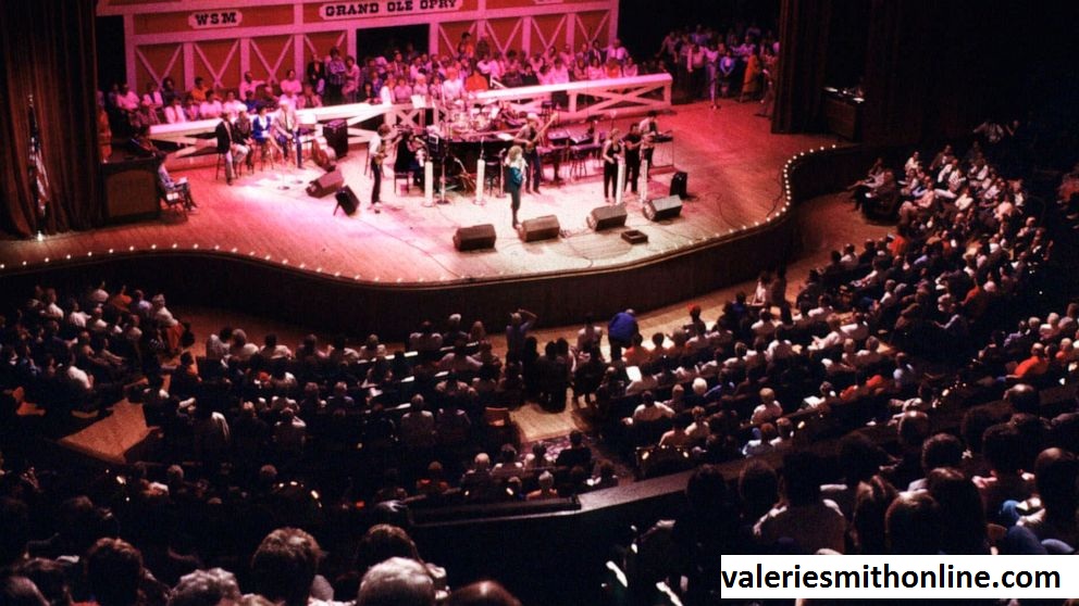 Grand Ole Opry, Tempat Bersejarah Valerie Smith Dalam Berkarir Musik