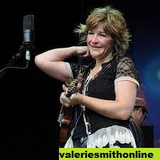 Valerie Smith Tour di Eropa